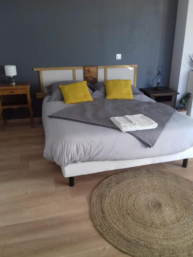 Agreable Chambre Meublee, Vue Sur La Vallee De L'Auxois Villy-en-Auxois Bagian luar foto